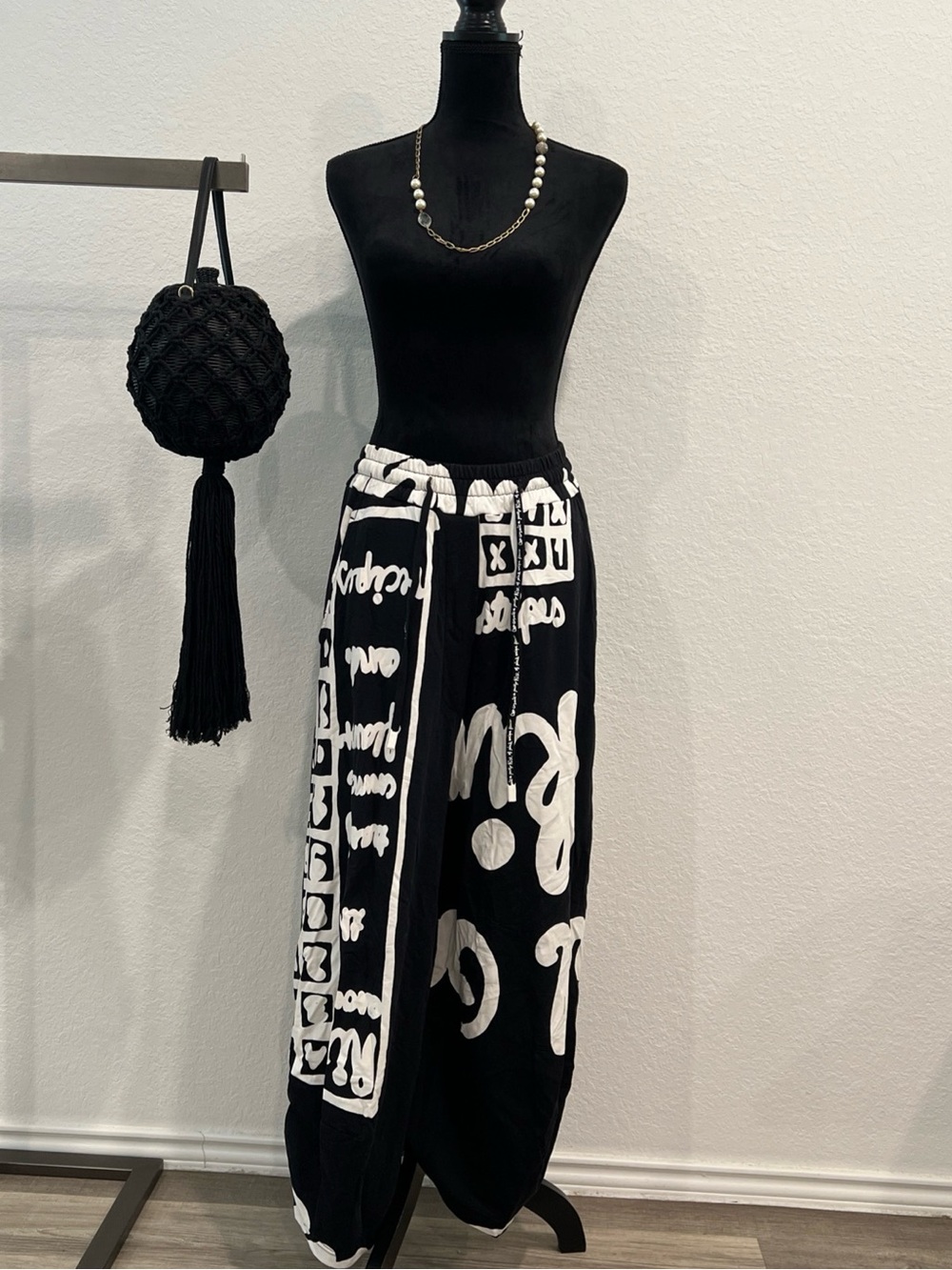 Rundholz black & White Graphic Wide-Leg Pants Sz XS (item B3)